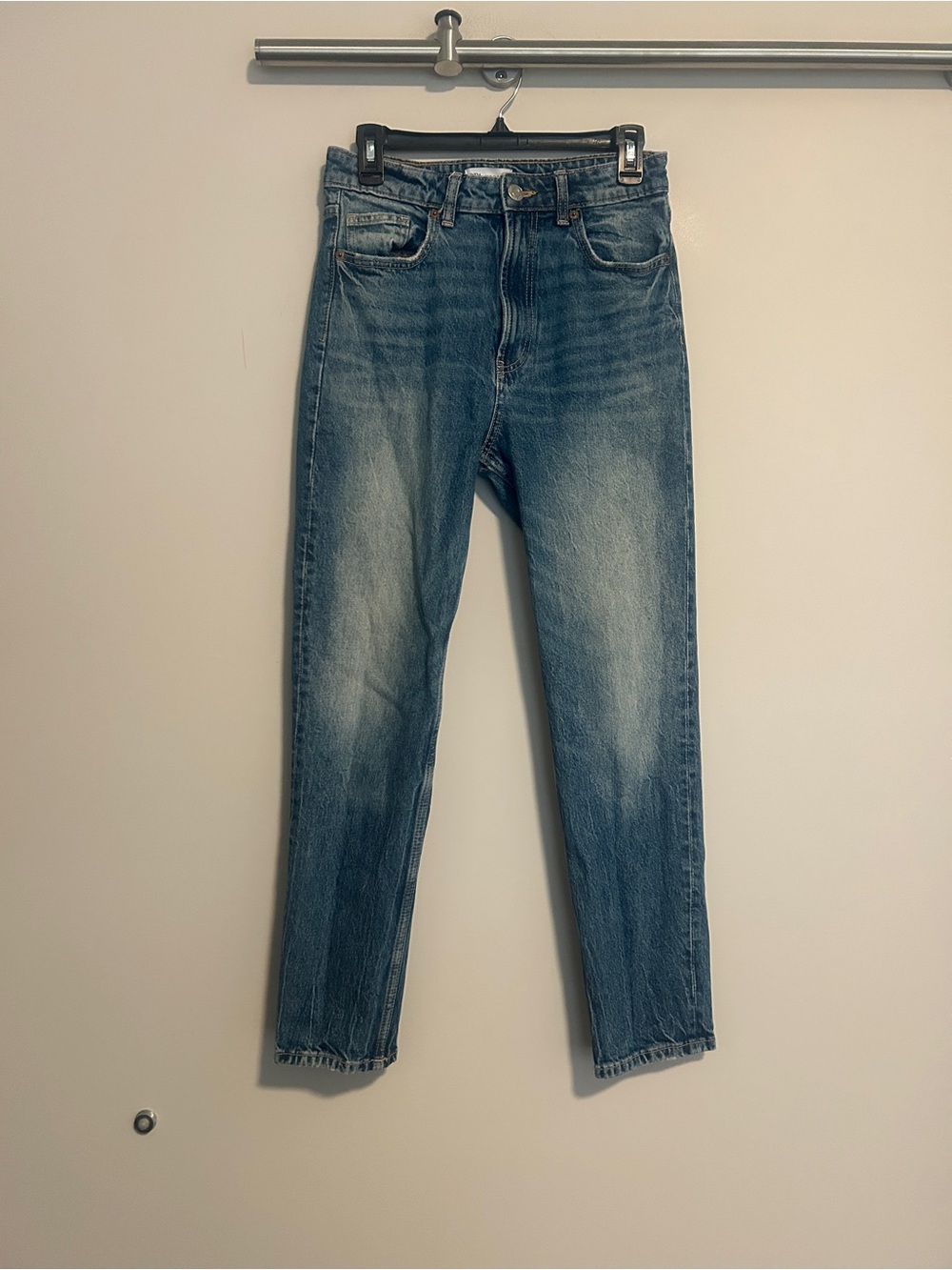 Zara Women Jeans size 6 Straight Dark Blue Denim - wear to work - school - Picture 2 of 5